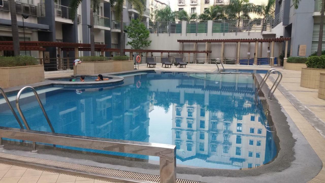 One Palm Tree Villas Close To Manila Airport - Terminal 3 Exterior photo